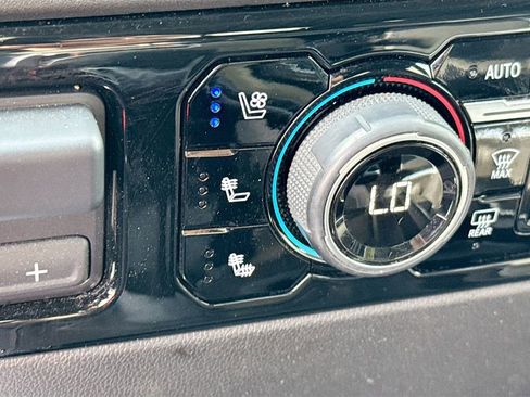 Used 2023 Chevrolet Silverado 1500 LTZ w/ Technology Package image 20