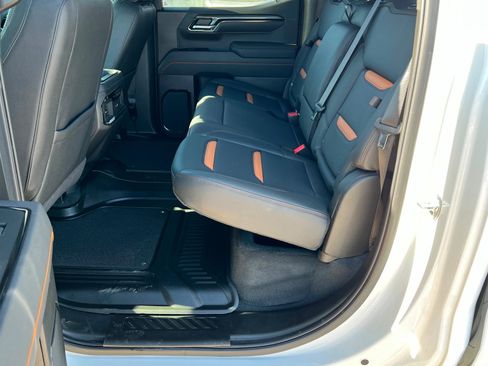 Certified 2025 GMC Sierra 1500 AT4 image 22