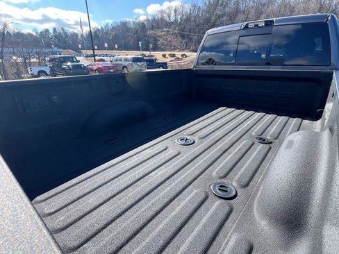 New 2025 RAM 3500 Limited image 4