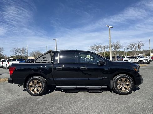Used 2024 Nissan Titan SV w/ SV Bronze Edition Package image 2