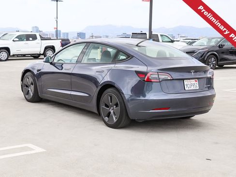 Used 2022 Tesla Model 3 Long Range AWD/4WD image 8