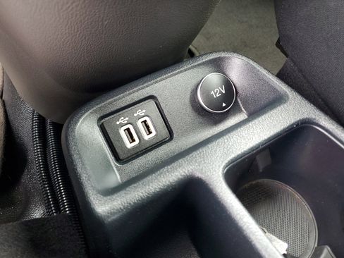 Used 2020 Ford Transit Connect XL image 26