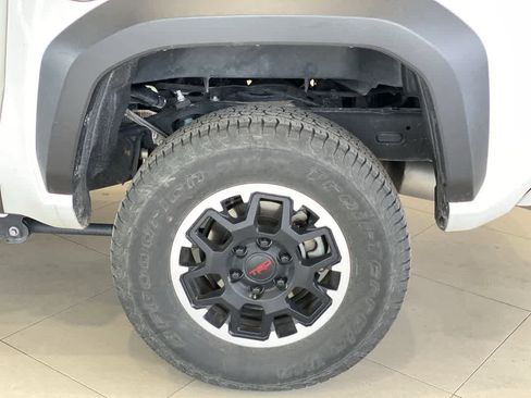 Used 2024 Toyota Tacoma TRD Off-Road AWD/4WD image 13