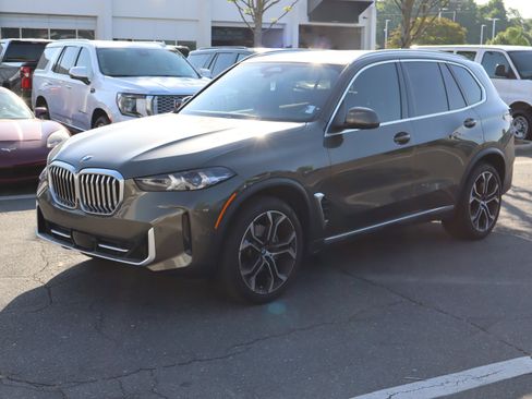 Used 2024 BMW X5 xDrive40i AWD/4WD image 16