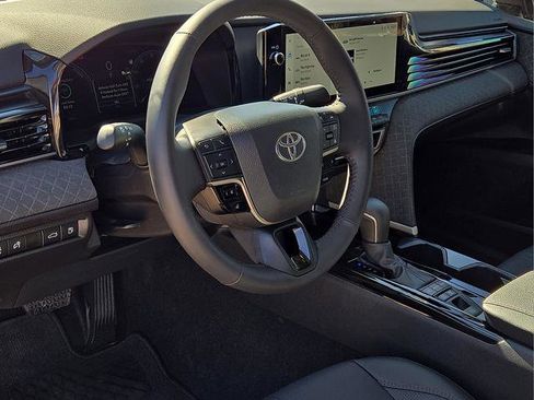 Used 2026 Toyota Camry XLE image 21