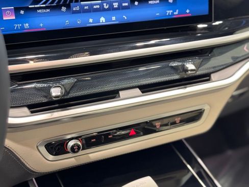 New 2026 BMW ALPINA XB7 image 14