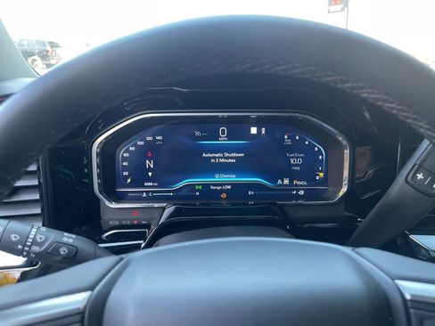 Used 2023 Chevrolet Silverado 1500 RST w/ Protection Package image 18