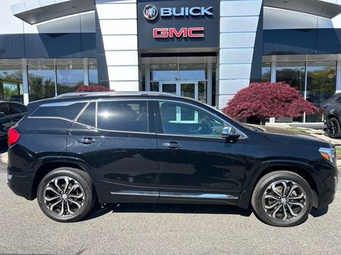 Used 2018 GMC Terrain Denali w/ Comfort Package AWD/4WD image 2