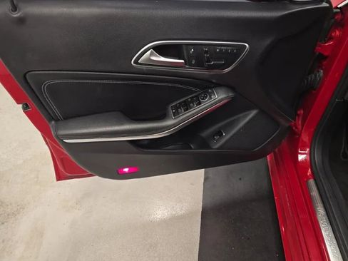 Used 2016 Mercedes-Benz CLA 250 image 9