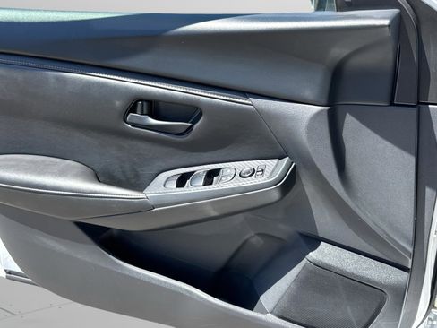 Certified 2025 Nissan Sentra S image 24