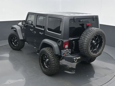 Used 2018 Jeep Wrangler Unlimited Sport S image 36