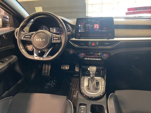 Certified 2024 Kia Forte GT-Line w/ GT-Line Premium Package image 17