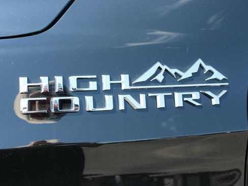 New 2026 Chevrolet Tahoe High Country AWD/4WD image 21