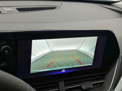 New 2026 Chevrolet Trax LT w/ Driver Confidence Package FWD image 29