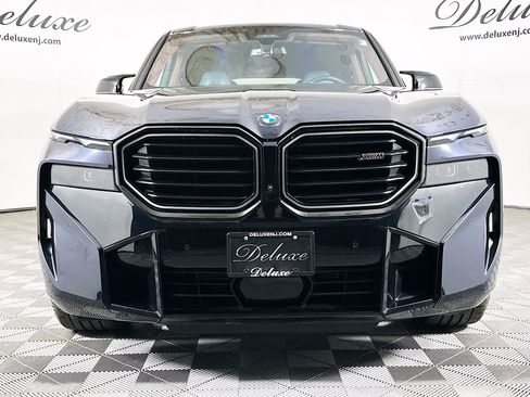 Used 2023 BMW XM AWD/4WD image 2