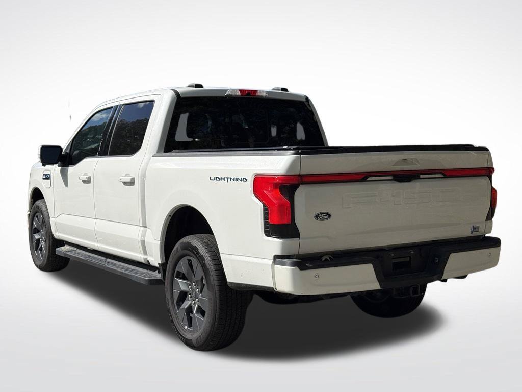 Used 2025 Ford F150 Lightning Lariat AWD/4WD image 3