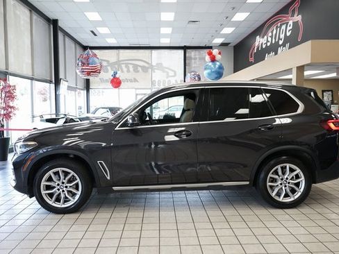 Used 2022 BMW X5 xDrive40i image 3