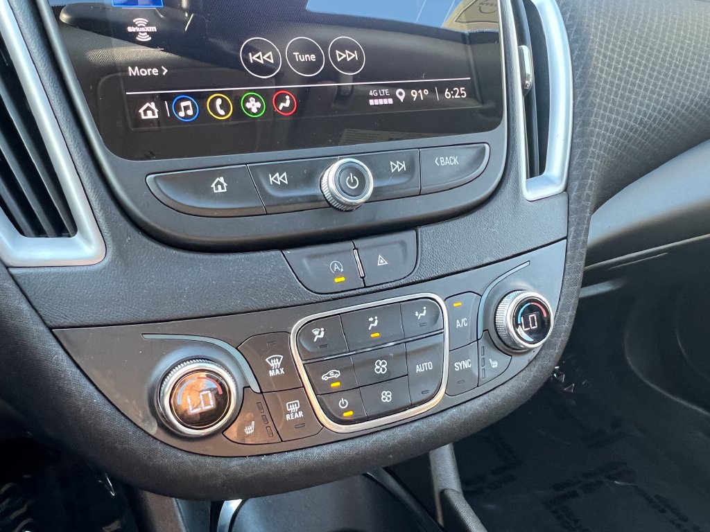 Used 2024 Chevrolet Malibu LT FWD image 29