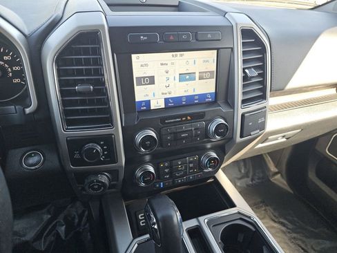 Used 2020 Ford F150 Lariat w/ Equipment Group 502A Luxury AWD/4WD image 35