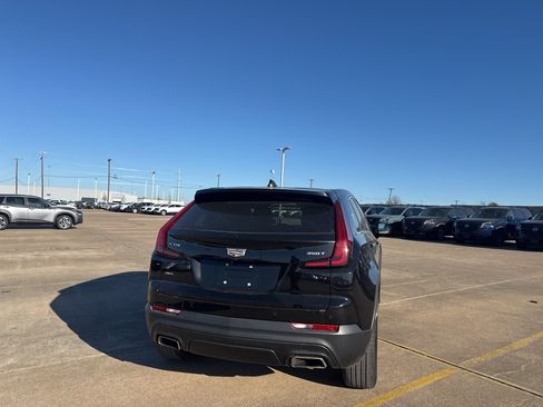 Used 2021 Cadillac XT4 Luxury w/ Cold Weather Package image 22