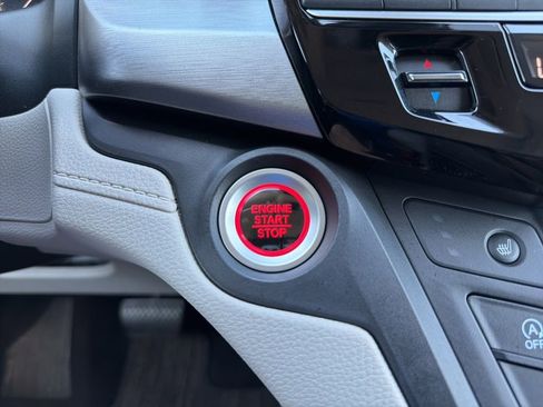 Certified 2026 Honda Odyssey EX-L image 14