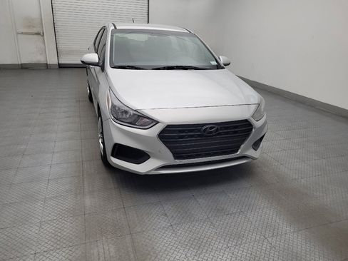 Used 2019 Hyundai Accent SE FWD image 14