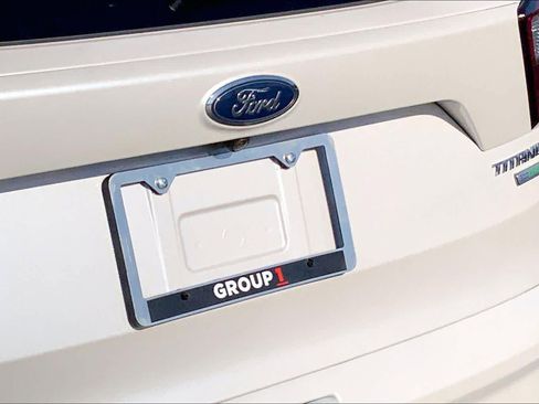 Used 2019 Ford Escape Titanium FWD image 31