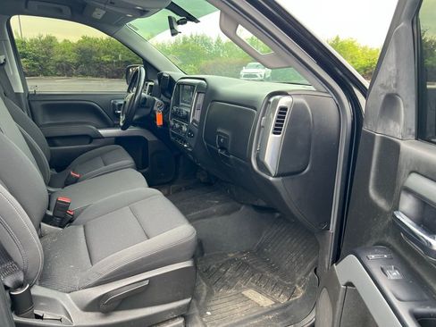 Used 2018 Chevrolet Silverado 1500 LT w/ All Star Edition AWD/4WD image 9