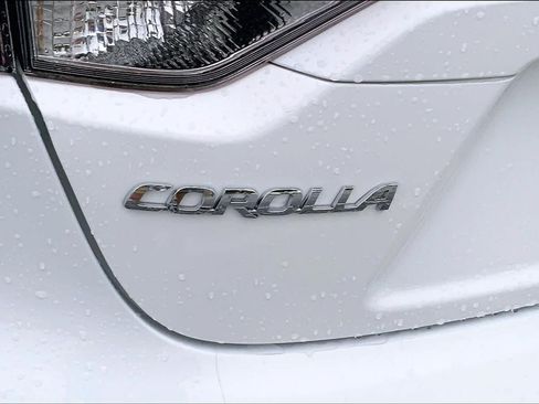 Used 2023 Toyota Corolla LE FWD image 30