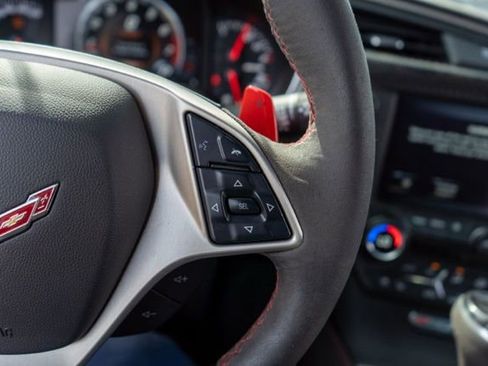 Used 2019 Chevrolet Corvette Z06 RWD image 19