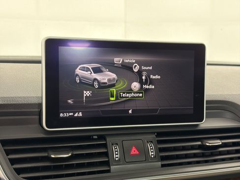 Used 2019 Audi Q5 2.0T Premium Plus w/ Premium Plus Package AWD/4WD image 24