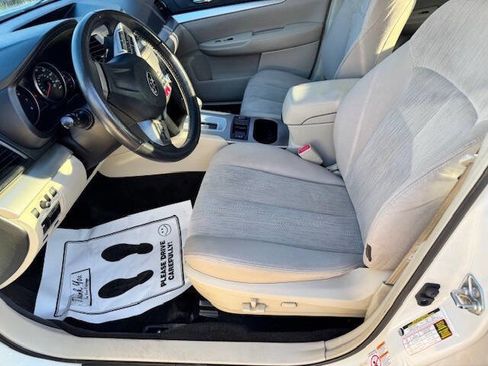 Used 2013 Subaru Legacy 2.5i Premium image 31