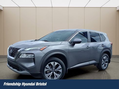 Used 2023 Nissan Rogue SV image 1