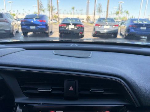 Used 2018 Honda Civic Sport Touring image 18