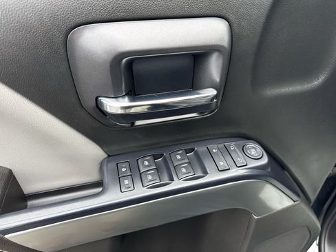 Certified 2017 Chevrolet Silverado 1500 LT w/ All Star Edition AWD/4WD image 10