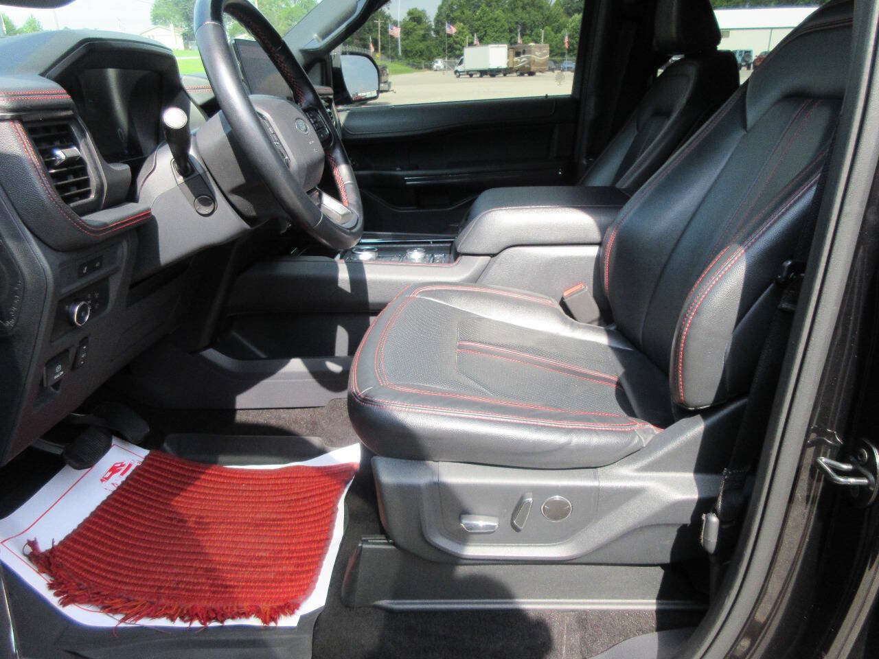 Used 2022 Ford Expedition Max Limited AWD/4WD image 12
