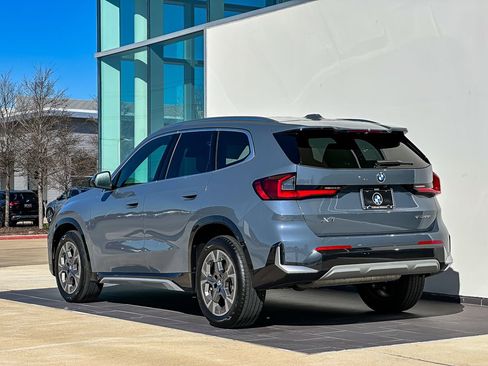 New 2025 BMW X1 xDrive28i w/ Convenience Package image 7
