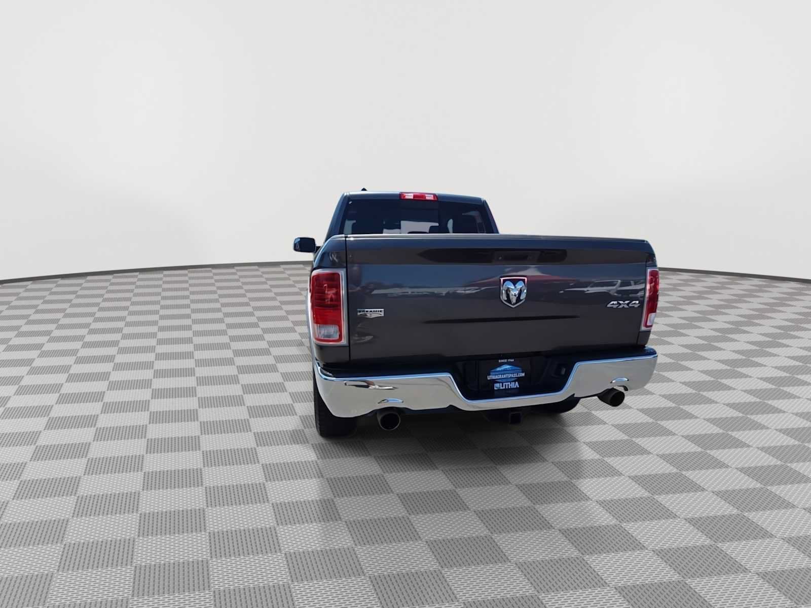 Used 2014 RAM 1500 Laramie AWD/4WD image 7