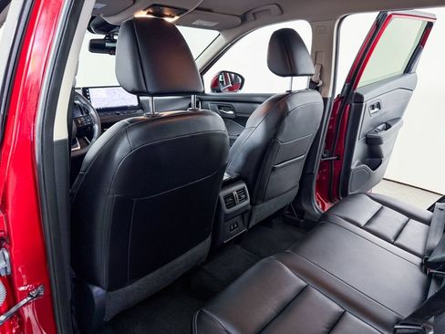 Certified 2024 Nissan Rogue SL FWD image 48