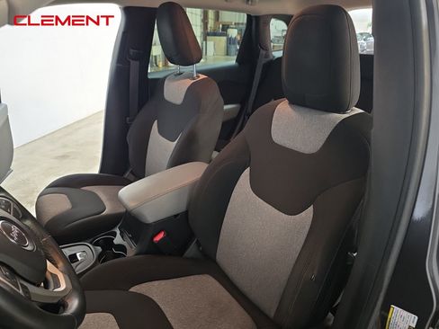 Used 2014 Jeep Cherokee Latitude image 19