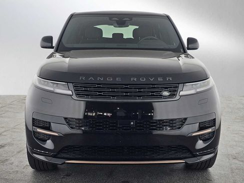 Used 2025 Land Rover Range Rover Sport Dynamic SE AWD/4WD image 8