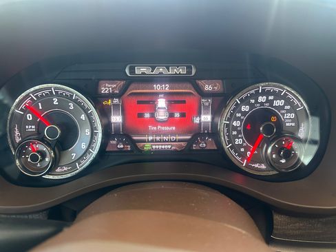 Used 2020 RAM 1500 Limited AWD/4WD image 14