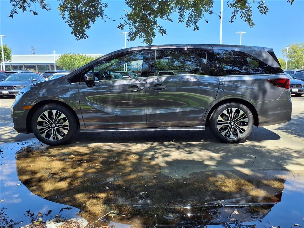 New 2026 Honda Odyssey Elite image 11
