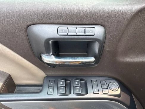 Used 2015 Chevrolet Silverado 1500 LTZ Z71 w/ LTZ Plus Package AWD/4WD image 34