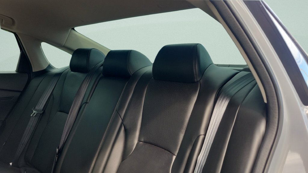 Used 2025 Honda Accord EX-L image 13