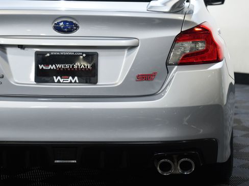Used 2019 Subaru WRX STI Limited w/ Popular Package #1 AWD/4WD image 17