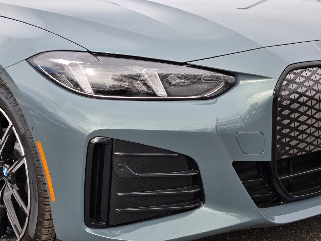 New 2026 BMW i4 xDrive40i w/ M Sport Package AWD/4WD image 8