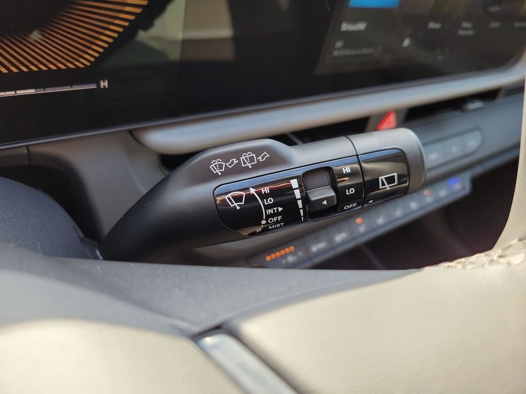 New 2027 Kia Seltos S FWD image 28
