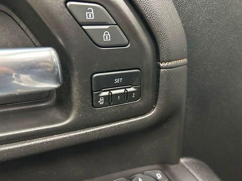 Used 2021 GMC Sierra 2500 AT4 w/ AT4 Premium Plus Package AWD/4WD image 14