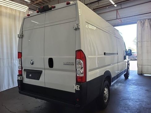 Used 2023 RAM ProMaster 3500 FWD image 4